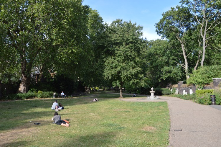 1day1station-kings-cross-Saint Georges-Garden (4)