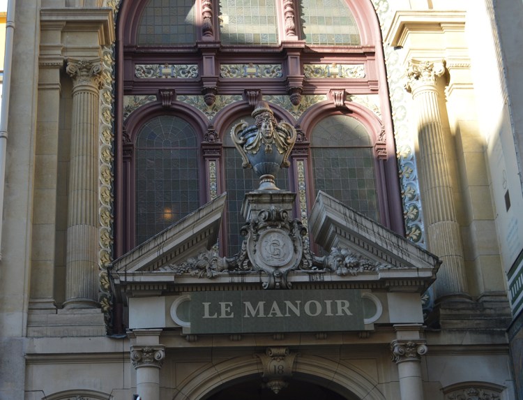 being-missflo-un-jour-un-metro-cadet (3)