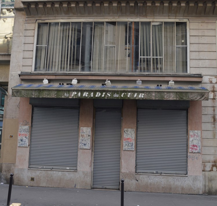 being-missflo-un-jour-un-metro-rue-du-paradis (1)